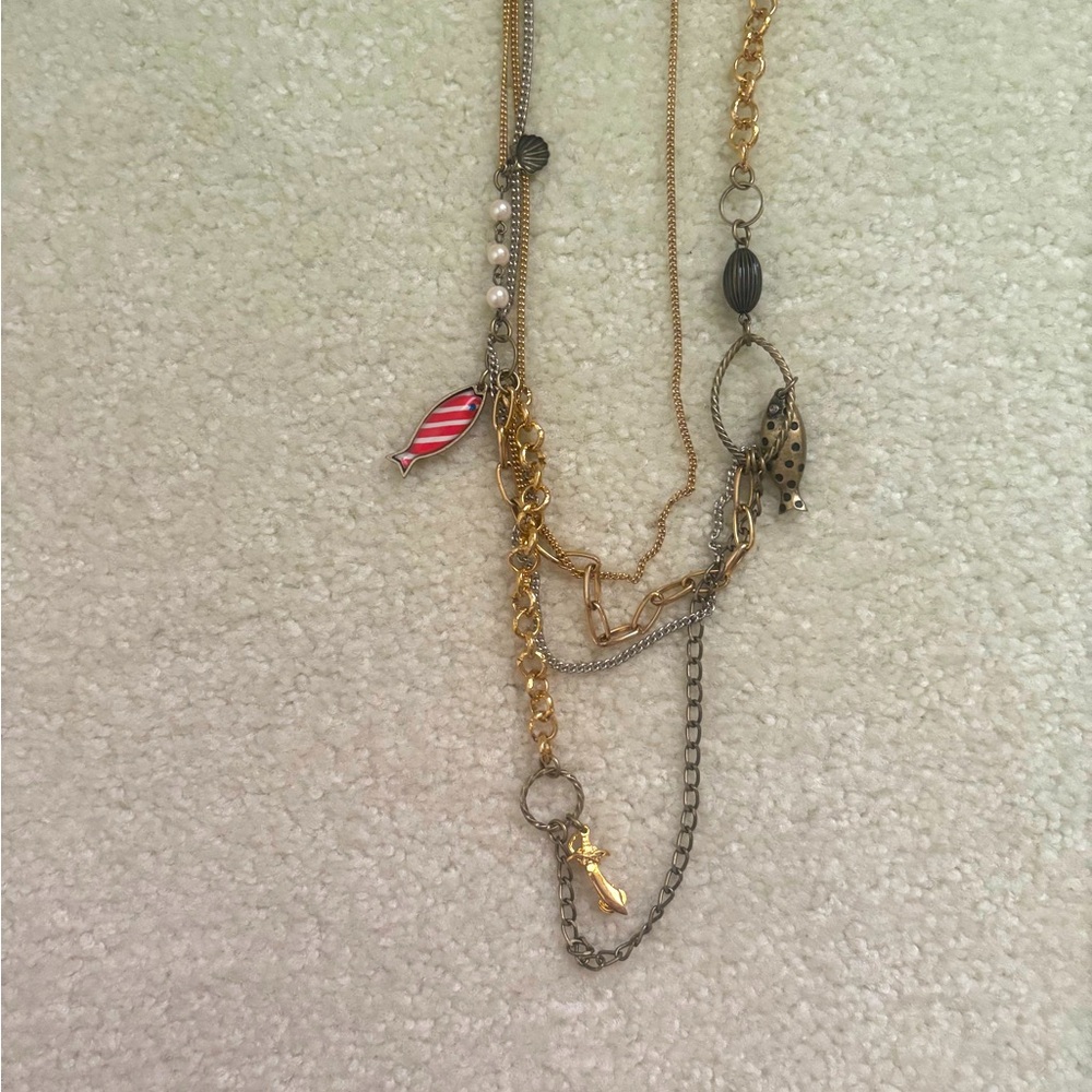 Betsy Johnson Fish neckace